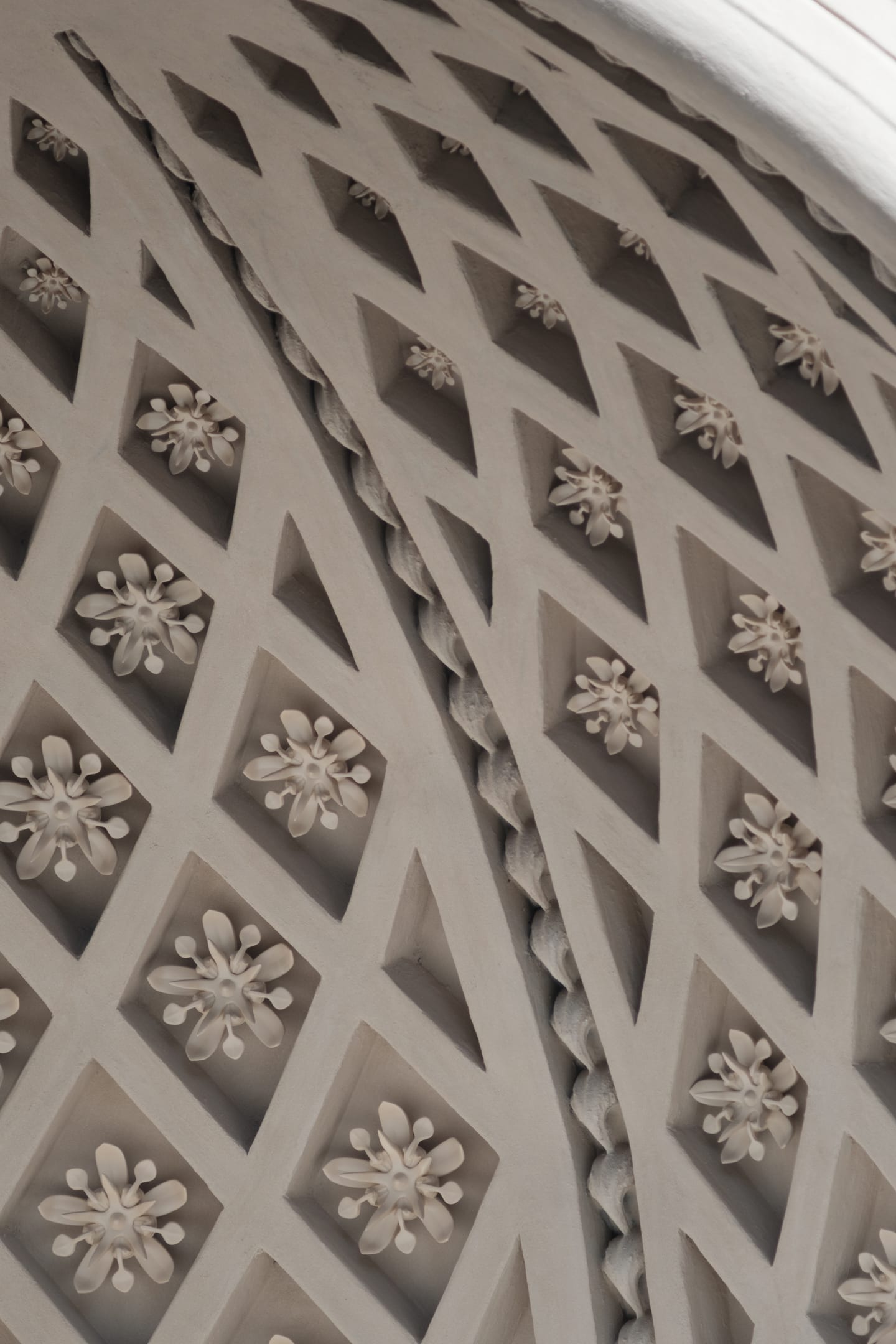Lattice ceiling detail above the gelateria counter